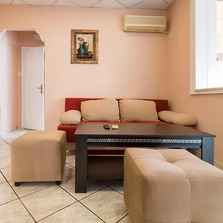 Apartamento *kapana Ultimate 2-bedroom Apartment*